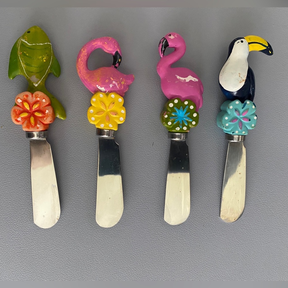 Boston Warehouse cheese spreaders (set of 4)